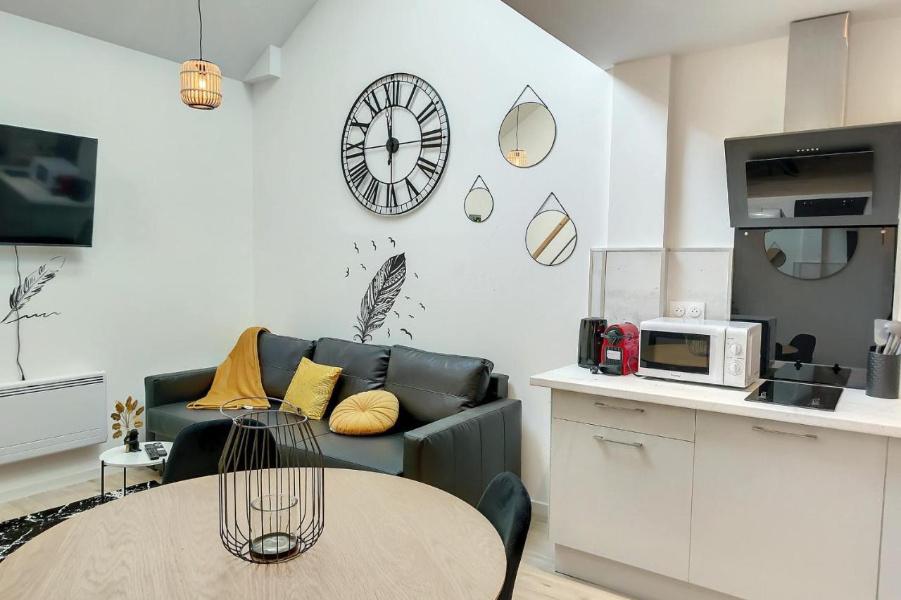 Sublime Appart Renove Duplex Centre Ville 4Pers Wifi Saint-Quentin  Exterior photo